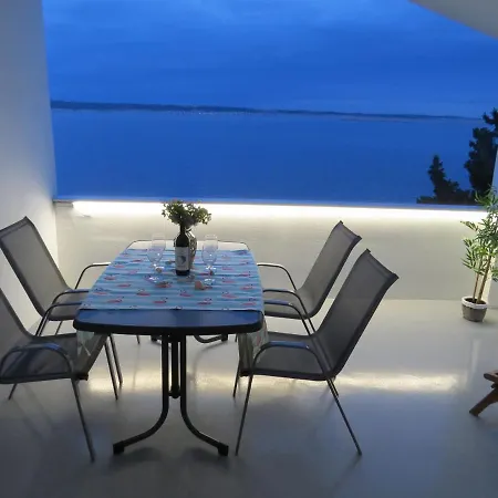 Luka 1 Apartment