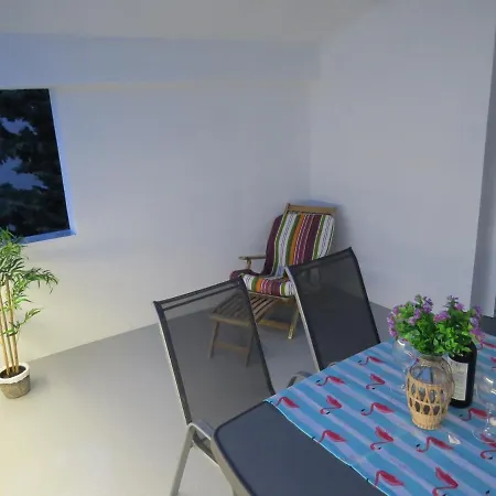 Apartment Luka 1 Sibuljina