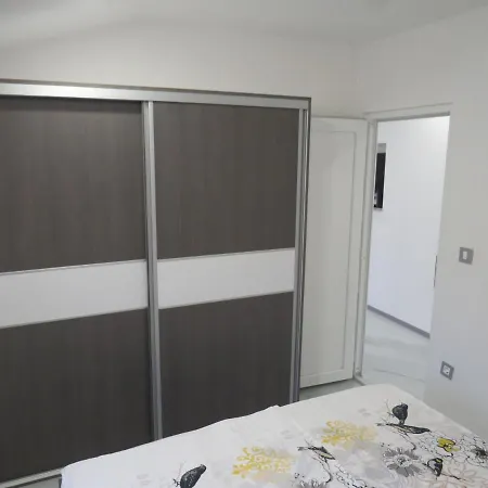 Luka 1 * Šibuljina