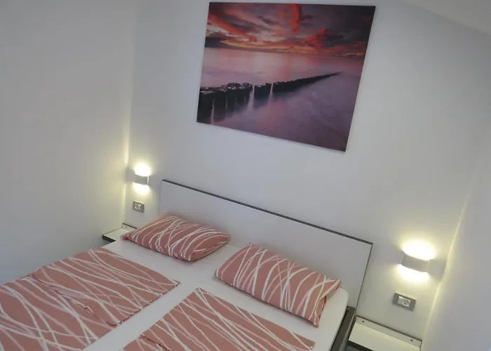 Apartamento Luka 1 *