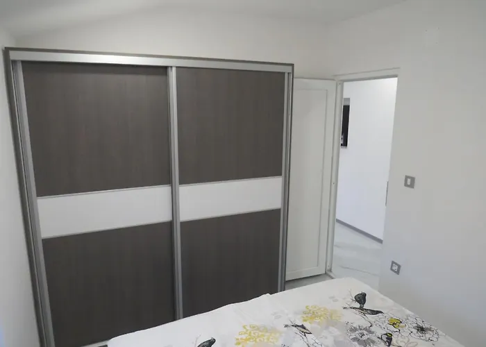 Luka 1 * Šibuljina